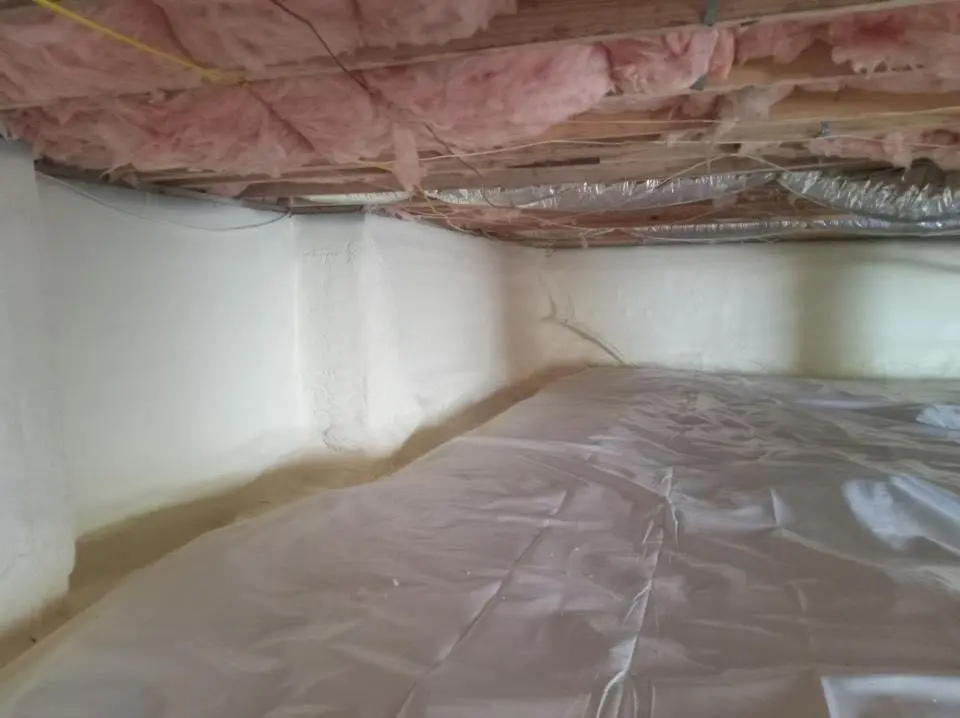 Crawl space encapsulation with closed-cell spray foam for Spray Foam Roofing in Willow Oak